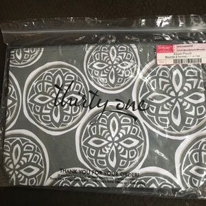 Thirty one large zipper pouch